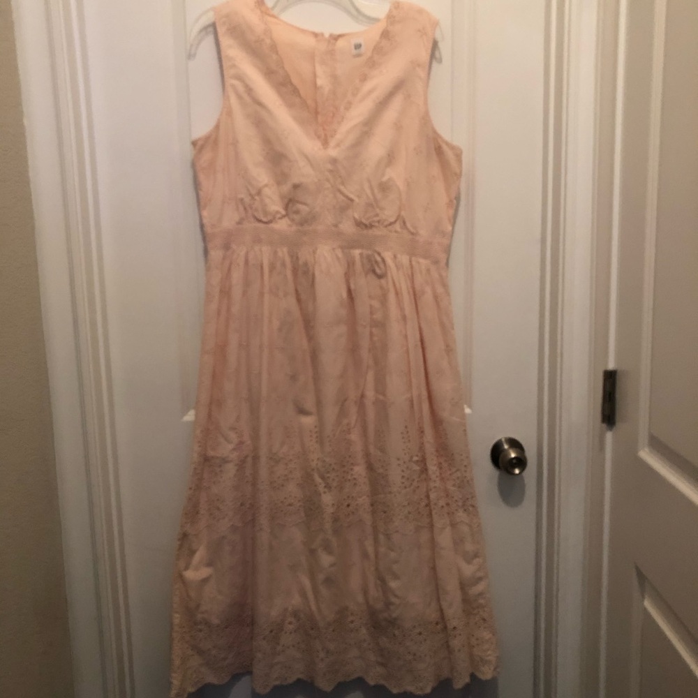 Gap pink embroidered dress